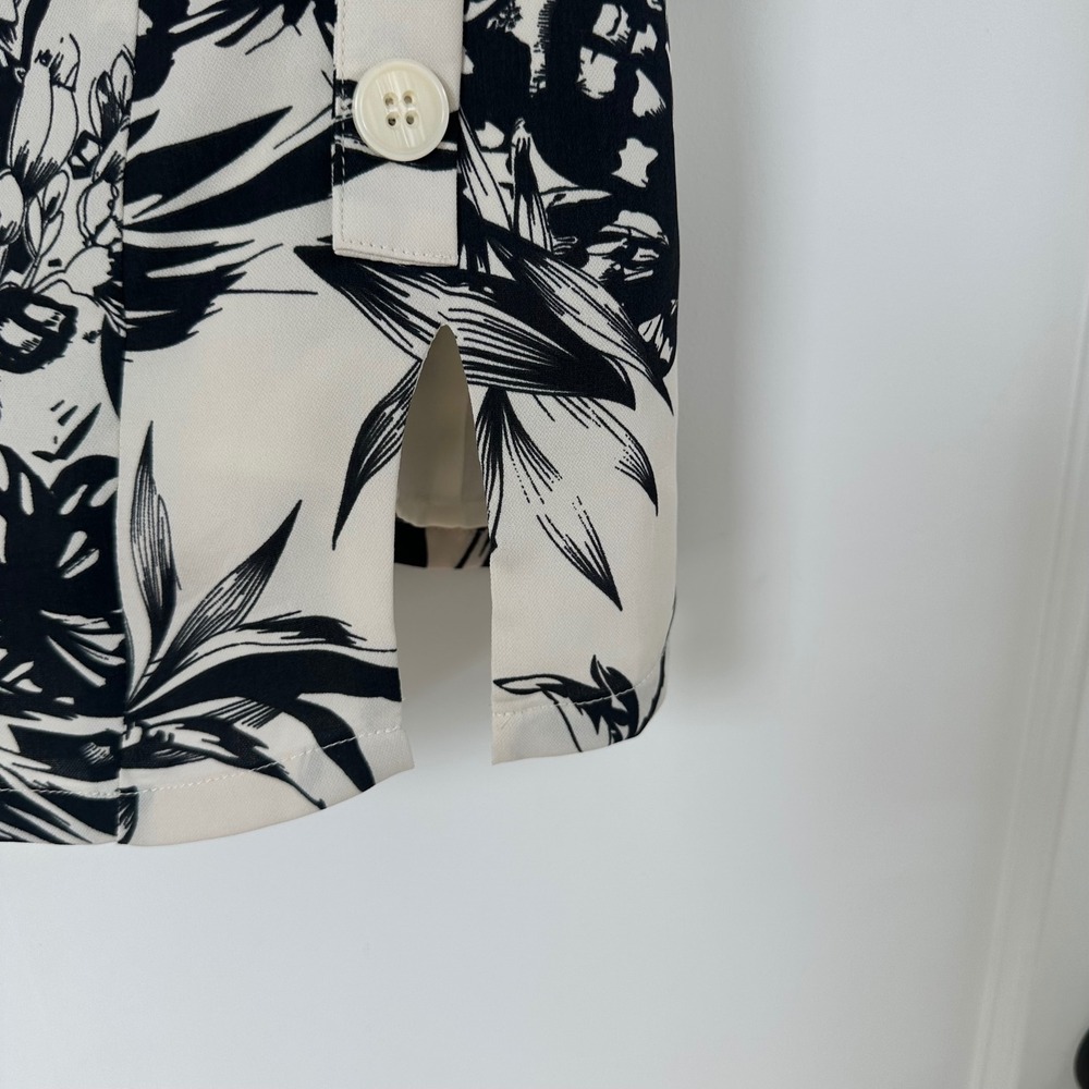 Superdown Sherry Floral Mini Dress Side Button Detail Black White XS Womens - Picture 6 of 13
